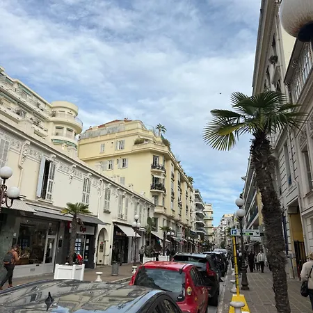 La Rotonde Art,elegance&romantisme Au Coeur De Nice, à 2 Pas Du Negresco Appartement *