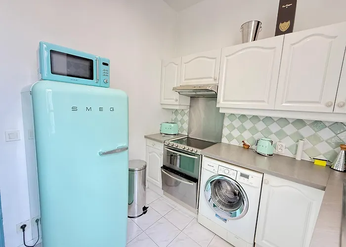 La Rotonde Art,elegance & Romantisme Au Coeur De Nice, A 2 Pas Du Negresco *